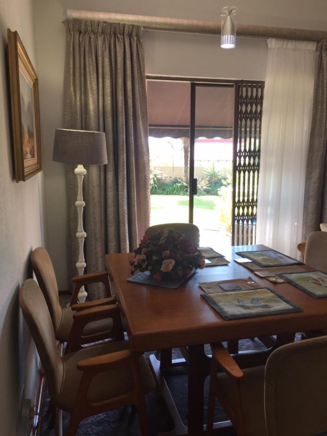 125 On Van Buuren Road Guest House Johannesburg Exterior foto