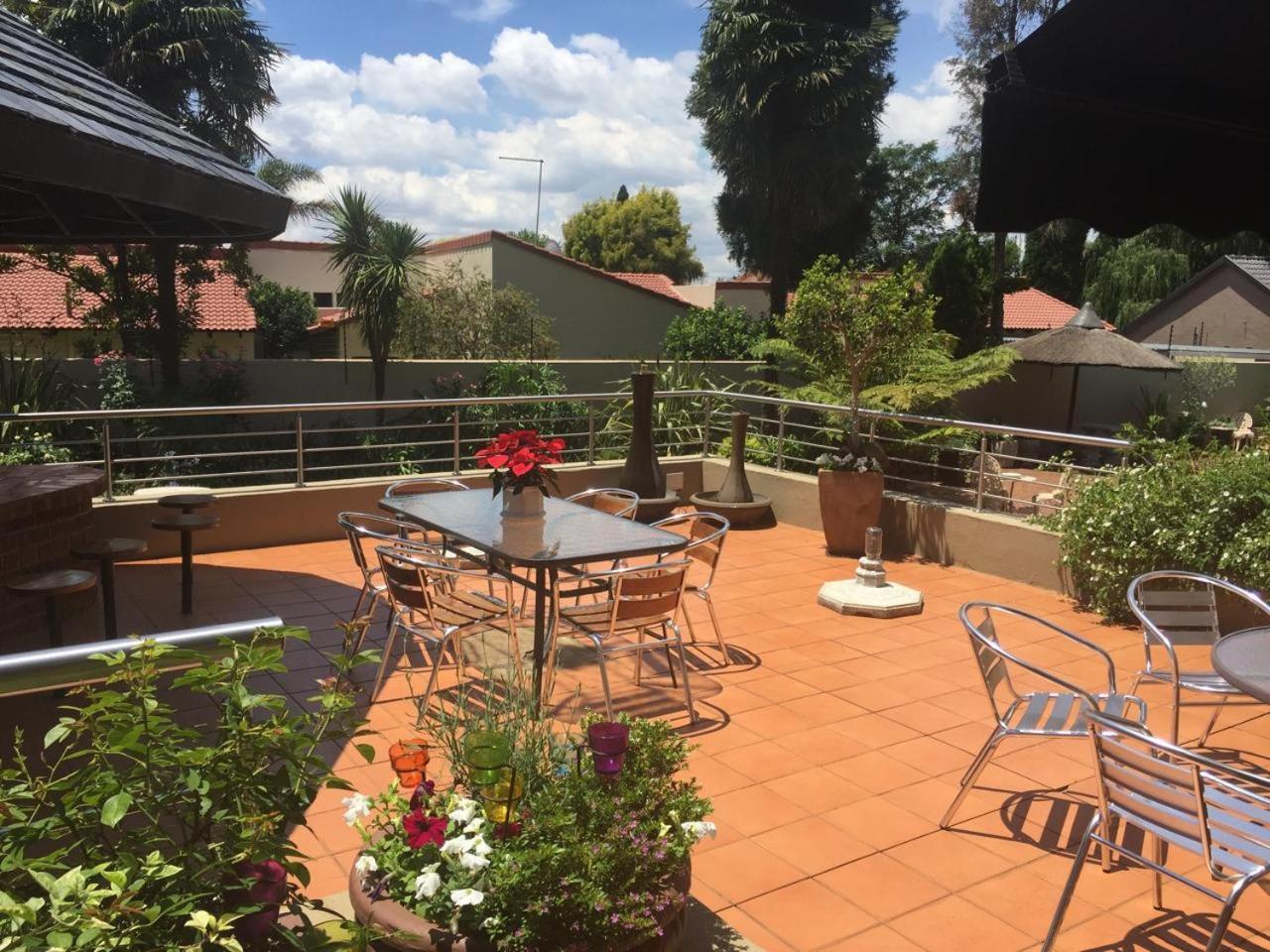 125 On Van Buuren Road Guest House Johannesburg Exterior foto
