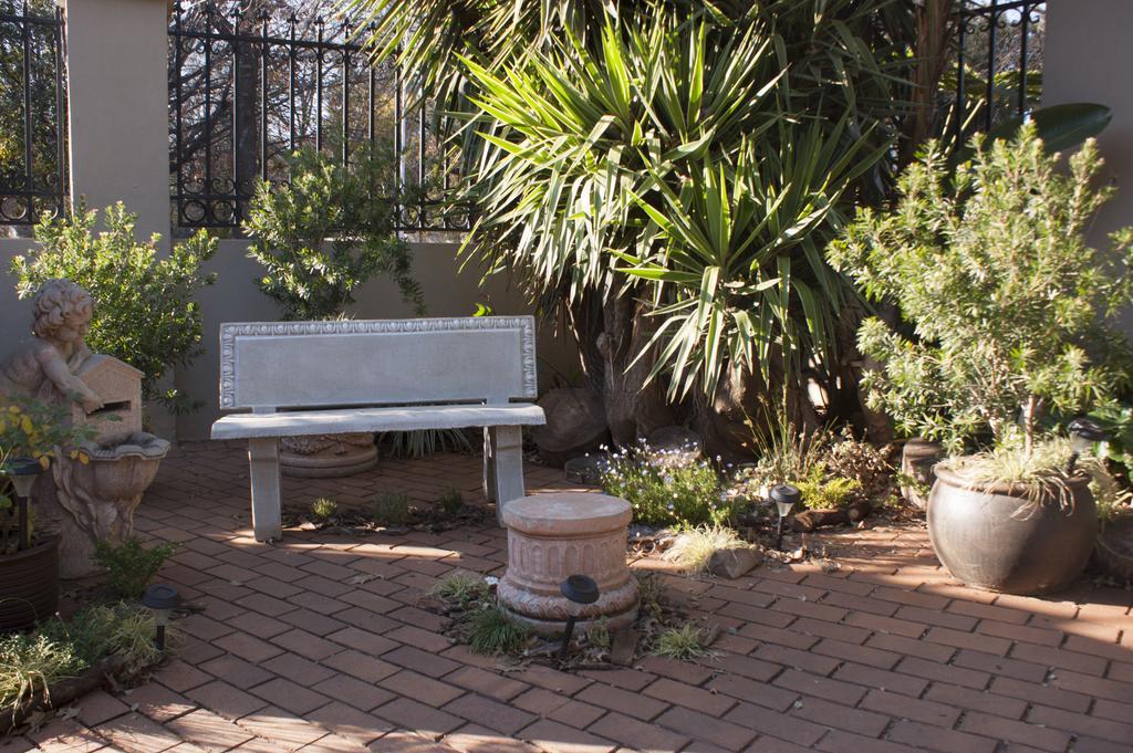125 On Van Buuren Road Guest House Johannesburg Exterior foto